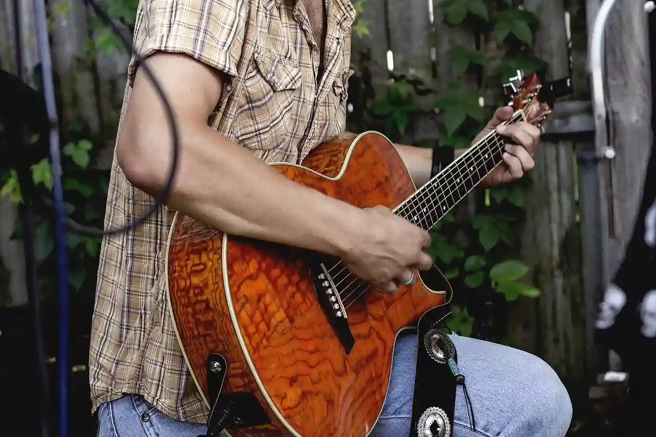 Guitarra Criolla y Acústica